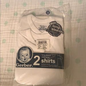 Newborn white tees